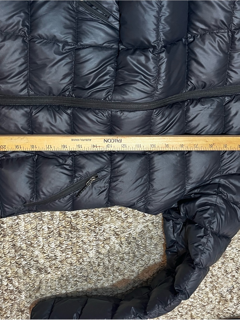 REI down filled Women's Black Quilted Puffer Jacket - Lightweight Insulated Coat - Picture 7 of 9